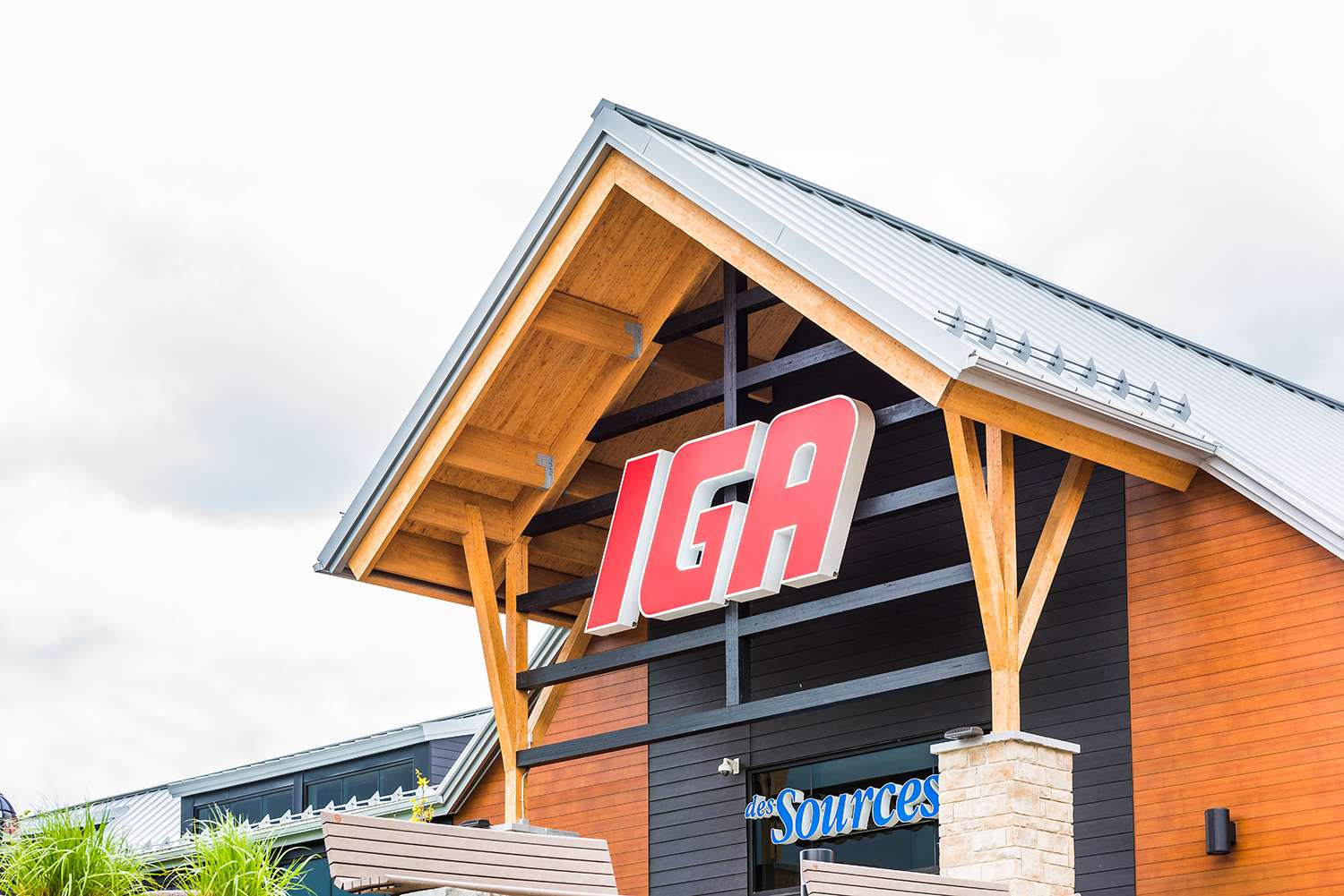 IGA and Ideal Launch First-Ever Retail Media Network for Independent Grocers